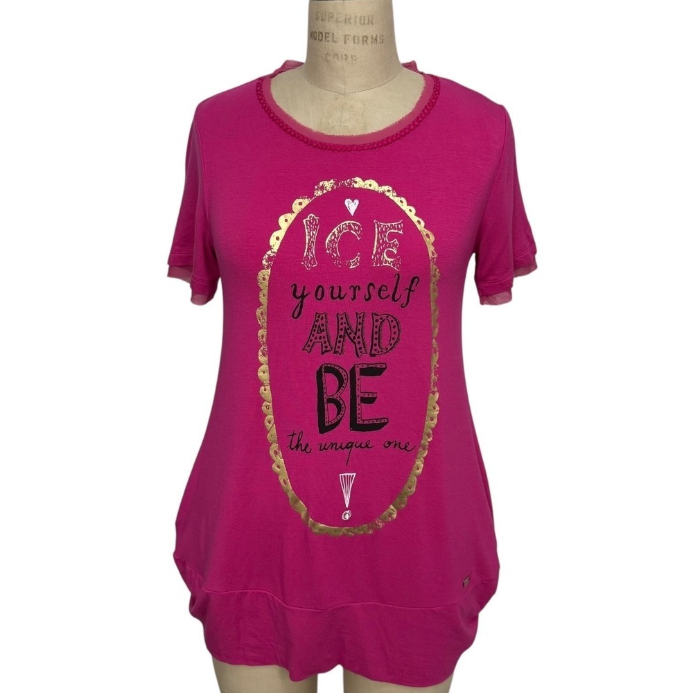 NEW Ice Iceberg Graphic T Shirt Womens S Hot Pink Pockets Bubble Hem IT38